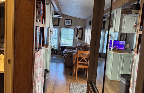 Zephyrhills South House | Cozy 1-bedroom mobile home in nice Zephyrhills with AC.. pool hot tub.. over 55