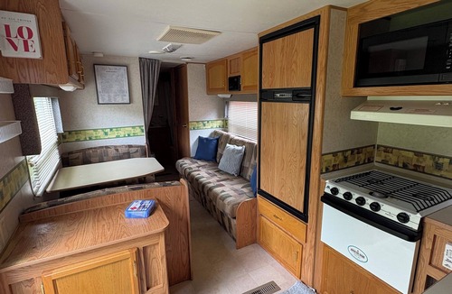 Stone Tavern House | Cozy 1-bedroom recreational vehicle in welcoming Upper Freehold with AC