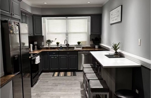Trenton Apartment | Cozy 2-bedroom apartment in beautiful Ewing Township with AC