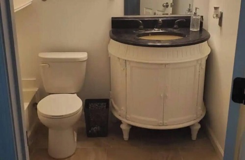 Stockbridge Apartment | Cozy 2-bedroom basement apartment