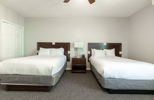 Smith's Memento Resort | Cozy 2-Bedroom Deluxe Suite in Beautiful Daytona Beach!