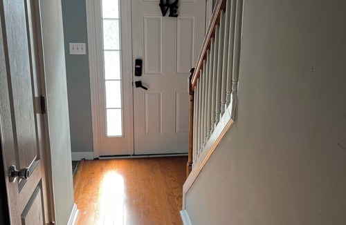 Riverdale House | Cozy 2-bedroom townhome with WiFi, AC in soothing College Park