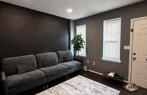 South Philadelphia House | Cozy 2 Bedrooms in South Philly + Easy City Access