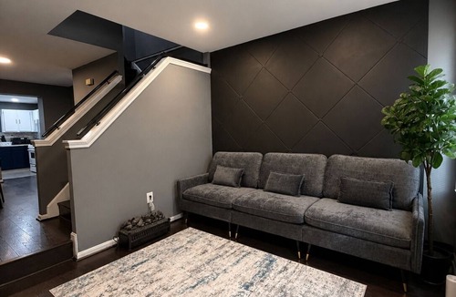 South Philadelphia House | Cozy 2 Bedrooms in South Philly + Easy City Access