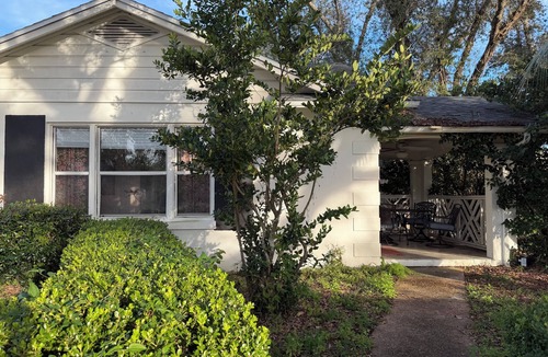 Bunkers Cove House | Cozy 2BR Bungalow in Historic Cove Near Downtown