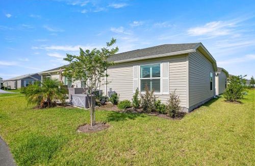 Sumter County House | Cozy 2BR in The Villages With BBQ and 4 Seaters Golfcart King Bed