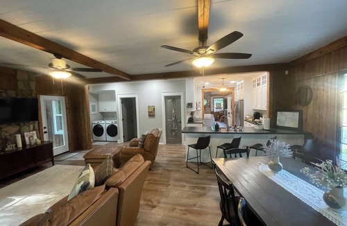 Fair Play House | Cozy 3-bedroom Lake Hartwell nClose to Clemson & Green Pond Landing
