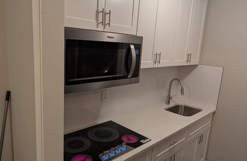 Conley House | Cozy 3BR 1BA Basement