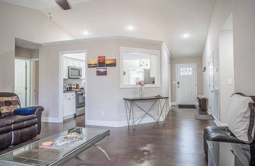 Jacksboro House | Cozy 3BR Jacksboro Retreat w/Private Back Deck!