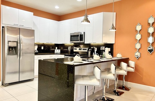 Silver Creek House | Cozy 3BR Townhouse w/Private Pool, Clubhouse Access – Near Disney!