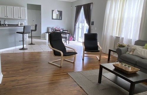 West Stonebridge House | Cozy 4-bedroom/ swimming pool home near Disney/ Davenport/ Four Corners
