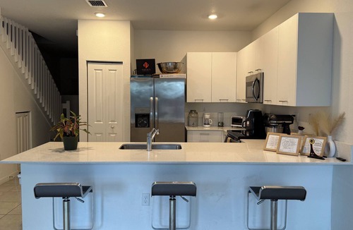 Seybold House | Cozy 4-bedroom townhome in vibrant Miami