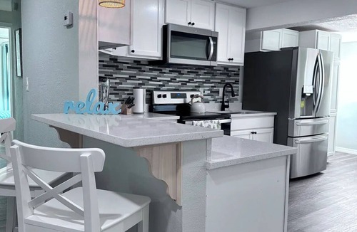 Holly Hill House | Cozy - 6 guest-Near the Beachn