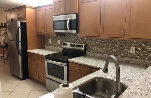 Lely Condo | Cozy and Charming Condo in Naples