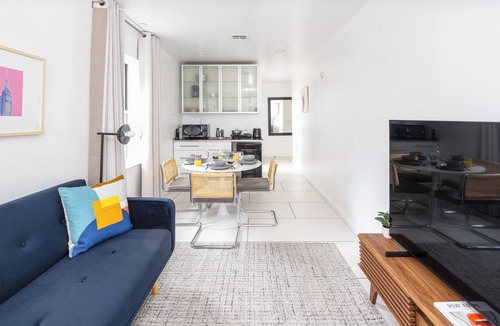 Midtown East Apartment | Cozy and Chic Studio Loft in Midtown NYC! #302