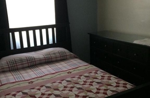 Rochdale Apartment | Cozy and Quiet