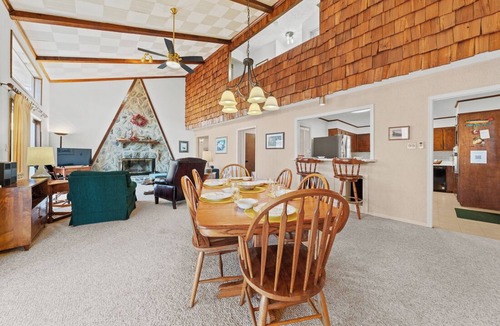 Lake Ranch Estates House | Cozy and serene fishing cabin, Family Traditions, private dock and lake views.