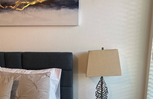 North Druid Hills Apartment | Cozy and Tranquil1 bdrm apt. with Lake View
