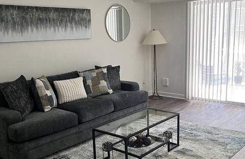 North Druid Hills Apartment | Cozy and Tranquil1 bdrm apt. with Lake View
