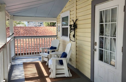 Downtown Dunedin Apartment | Cozy Apartment Overlooking Downtown Dunedin