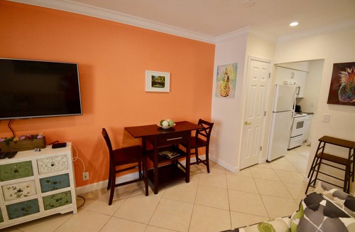 Deerfield Beach Apartment | Cozy Apt in the Heart of Deerfield Beach – Less Than 5-Min Walk to the Ocean