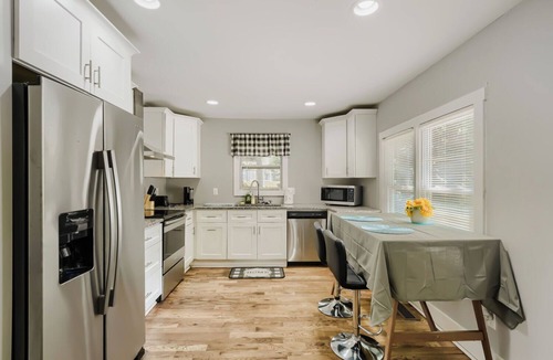 Pittsburgh House | Cozy Atlanta Haven | 3 BR w/Fenced Backyard