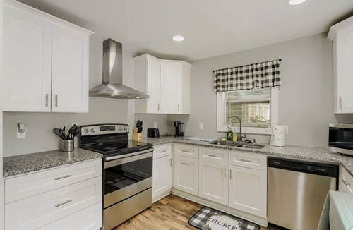 Pittsburgh House | Cozy Atlanta Haven | 3 BR w/Fenced Backyard