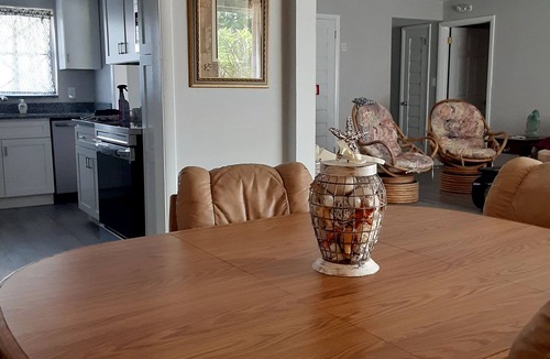 Golden Beach Estates House | Cozy beach home within walking distance to the beach