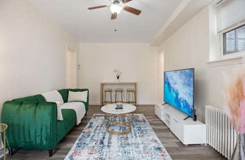Takoma Park Apartment | Cozy Charming Unit In Takoma Park