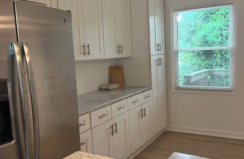 Sylvan Hills House | Cozy clean home in DOWNTOWN ATLANTA!