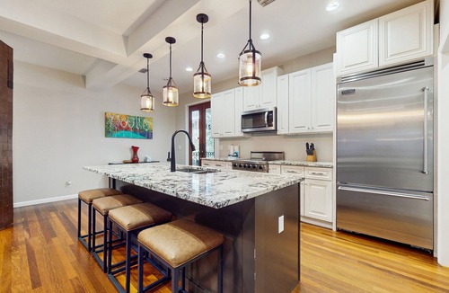 Baytowne Wharf Condo | Cozy coastal condo with shared pool and beach access, close to everything