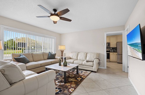 Fort Pierce House | Cozy & Coastal Fort Pierce Pool home