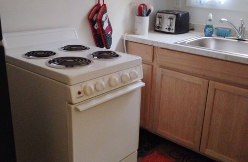Harbor Oaks Cottage | Cozy Comfortable 1/1 bedroom Cottage