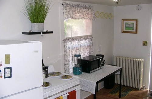 Stroudsburg Apartment | Cozy, comfortable and conveniently close to historic downtown Stroudsburg!
