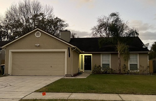 Golden Glades - The Woods House | Cozy & Comfy 3 bedroom residential home