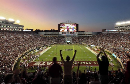 Tallahassee Condo | Cozy condo, 2 mins from FSU Doak Campbell Stadium
