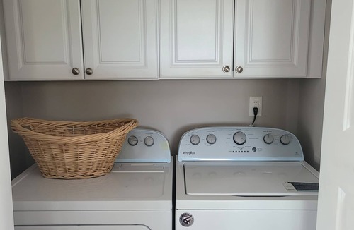 Newnan House | Cozy Cottage Close to Historic Downtown Newnan