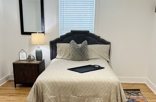 Milledgeville Cottage | Cozy cottage just steps away from Downtown Milledgeville!!