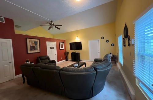 Pinellas Point House | Cozy country feel in the city