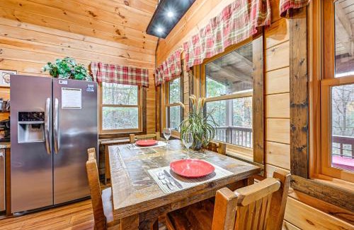 Whittier House | Cozy Couples Getaway w/Hot Tub: 'Fox Ridge Cabin'