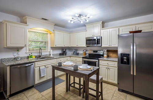 Aiken House | Cozy Downtown Aiken