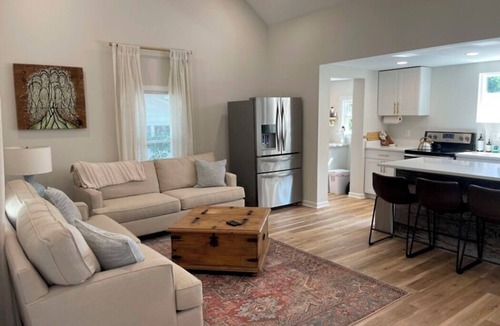 Fort Mill House | COZY Downtown FORT MILL.1/2 block to MAIN STREET Restaurants* (3 bd, 2 ba)