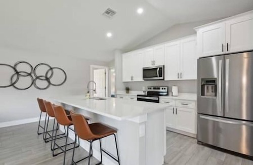 San Carlos Park House | Cozy Fort Myers home minutes from RSW/FGCU!