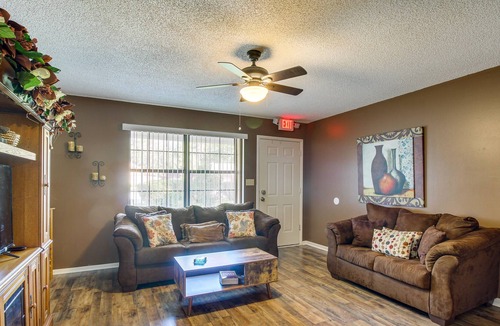 Hinesville House | Cozy Georgia Abode - Patio, Near Fishing & Hiking!
