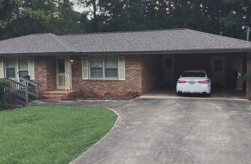 Athens House | Cozy home in Athens, GA