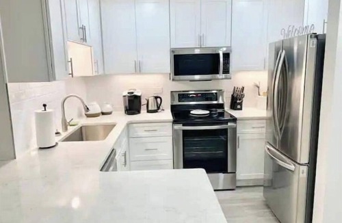 Peachtree Center Condo | Cozy home in the heart of downtown Atlanta!