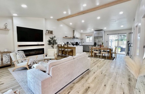Camden House | Cozy Home Minutes From Downtown