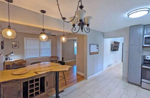 Columbia House | Cozy Home Near Ft. Jackson in Great Neighborhood