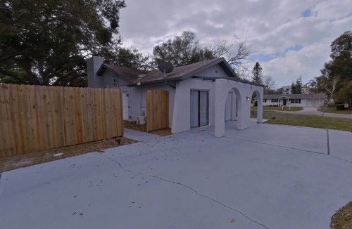 Belleair Bluffs House | COZY HOME-NEAR BEACH/WATER PARK/DOWNTOWN/GOLF!