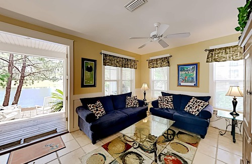 Laurel Grove House | Cozy home w/lakefront porch, fairway views & golf cart - shared pool & hot tub